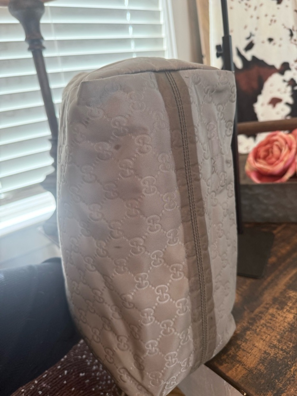 Gucci Authentic Gray Quilted Logo Tote with Pink Trim 232439213317 - Picture 11 of 11